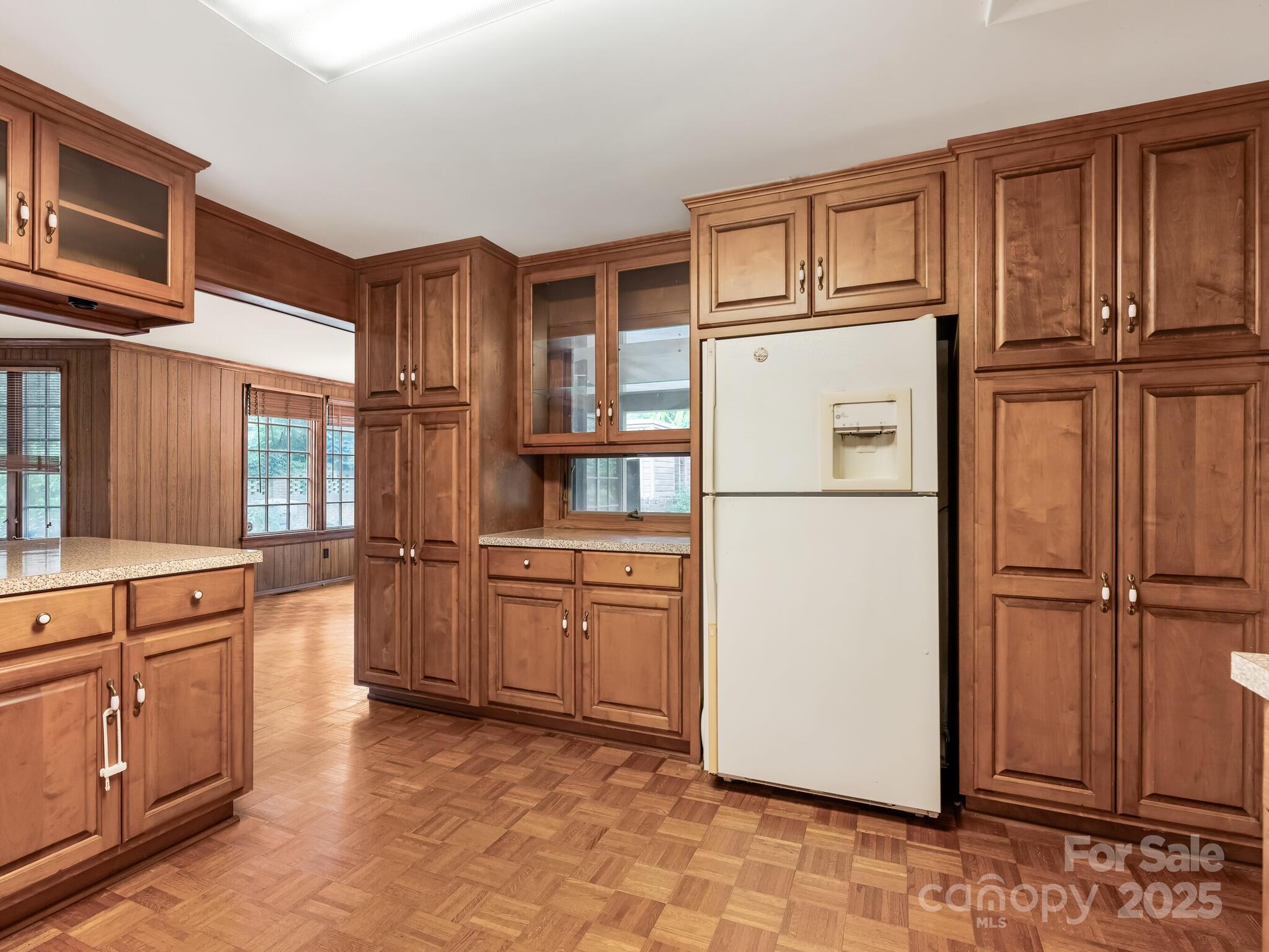 1950 Overhill Road Charlotte, NC 28211 - Photo 11 of 34 Gallery Image 11