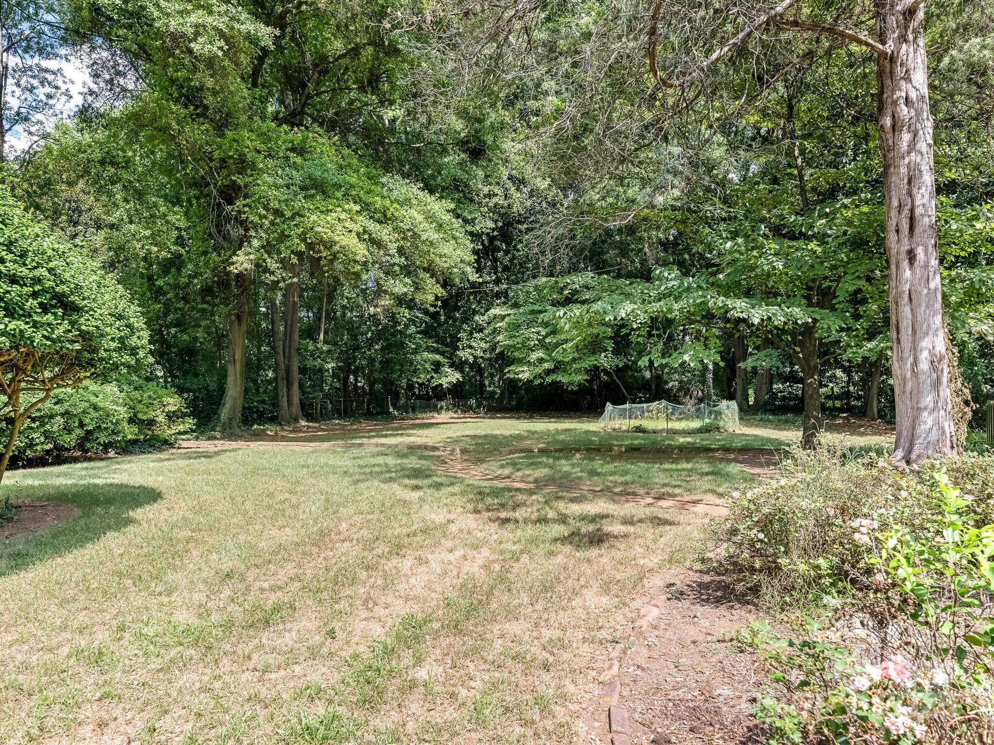 1950 Overhill Road Charlotte, NC 28211 - Photo 27 of 34 Gallery Image 27