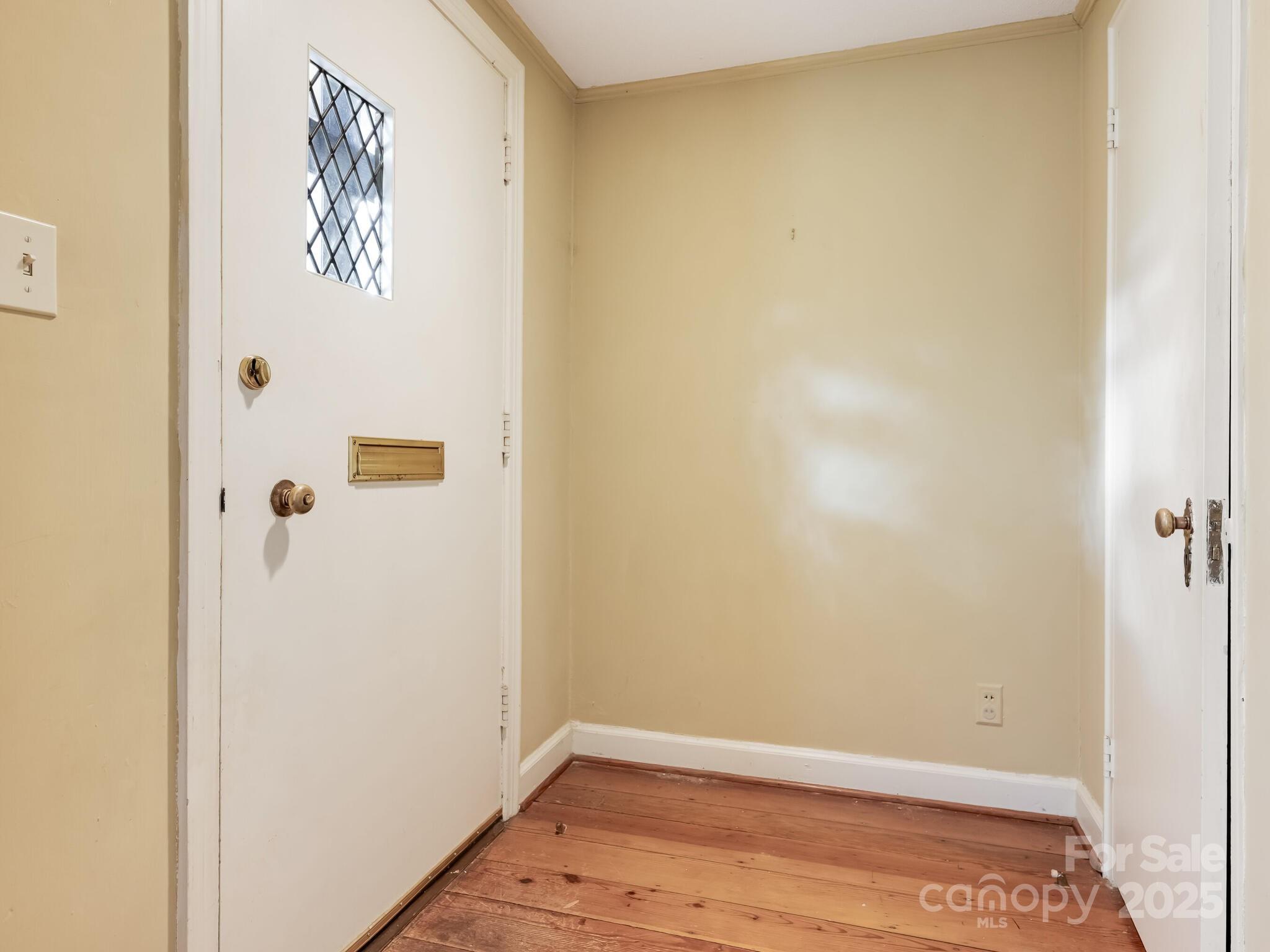 1950 Overhill Road Charlotte, NC 28211 - Photo 5 of 34 Gallery Image 5