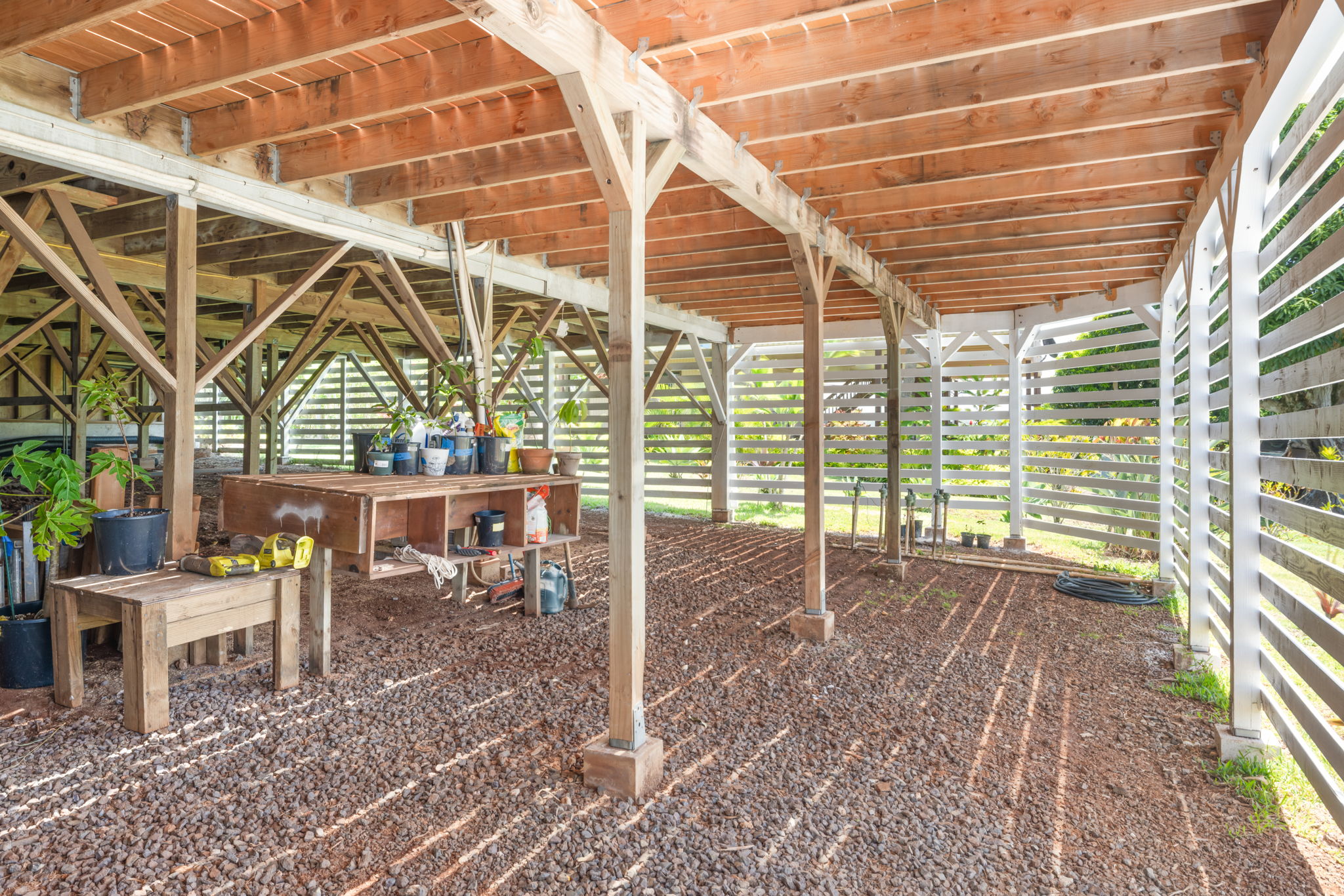 3685 Waha Road Kalaheo, HI 96741 - Photo 29 of 30 a view of a chairs and table in the patio