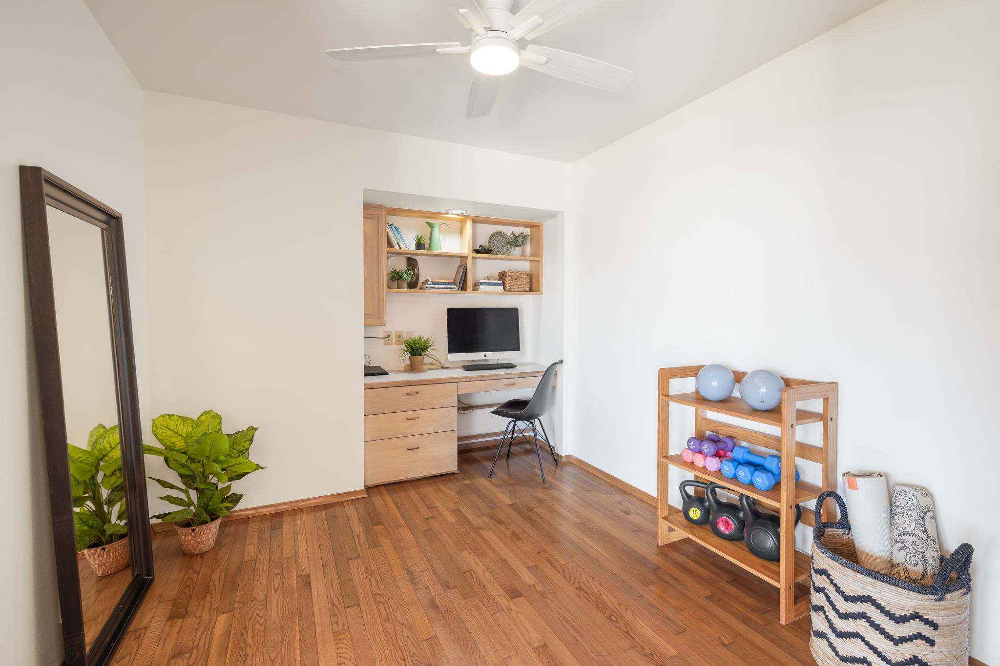 3685 Waha Road Kalaheo, HI 96741 - Photo 8 of 30 a room with furniture and a flat screen tv