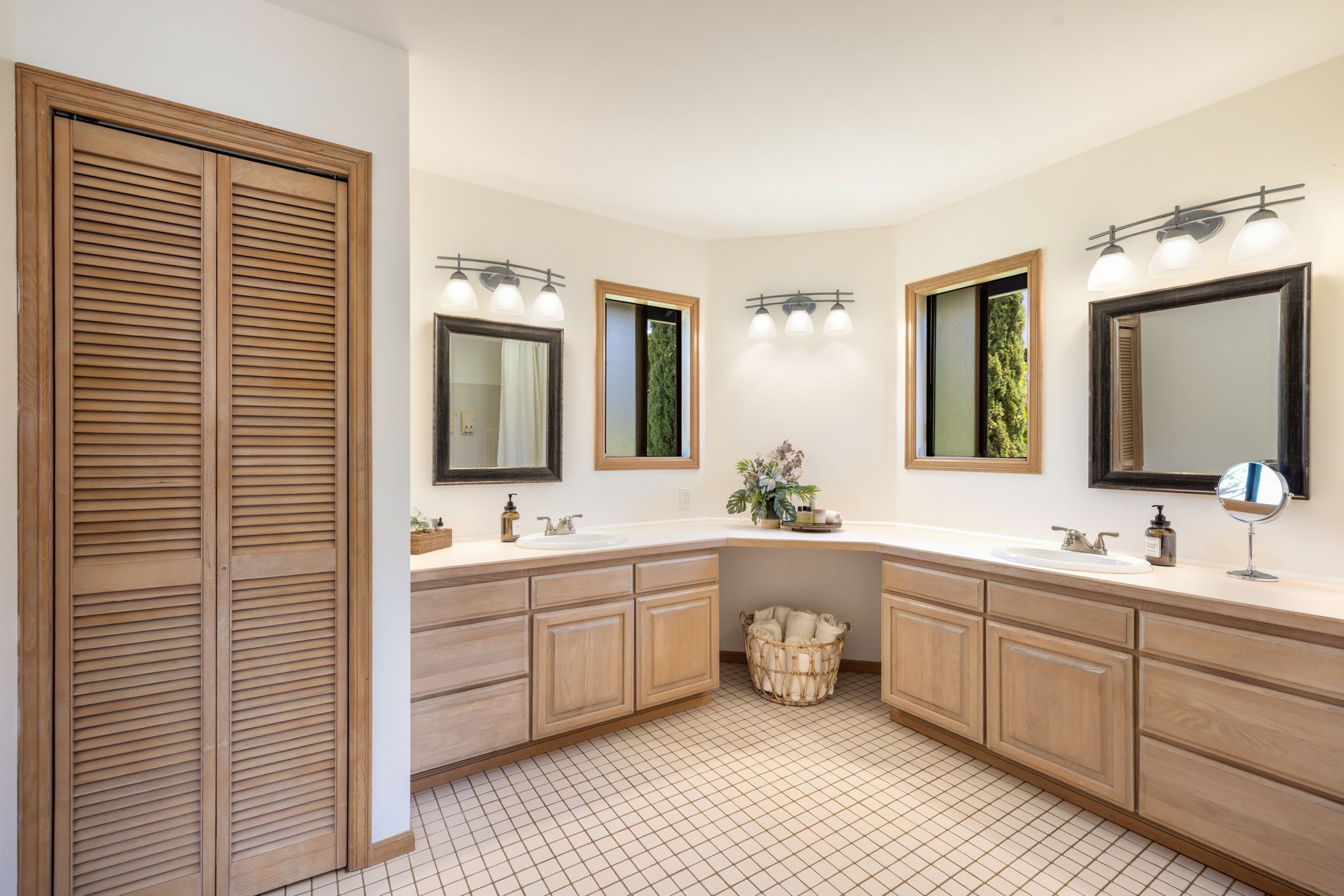 3685 Waha Road Kalaheo, HI 96741 - Photo 10 of 30 a spacious bathroom with a double vanity sink mirror and