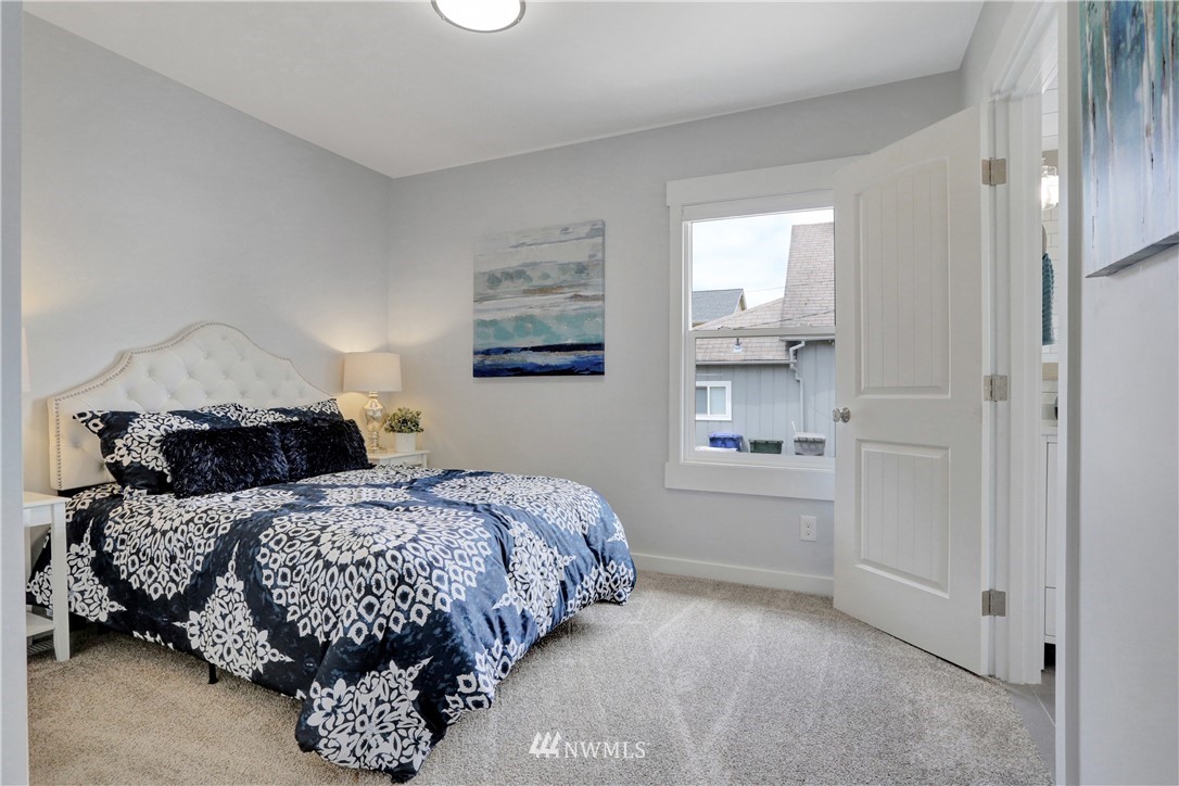 1019 North 1st Street Renton, WA 98057 - Photo 11 of 26
