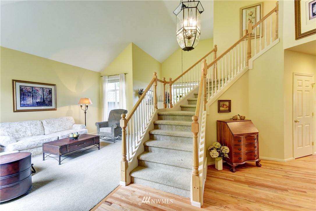 20410 29th Avenue Southeast Bothell, WA 98021 - Photo 3 of 25