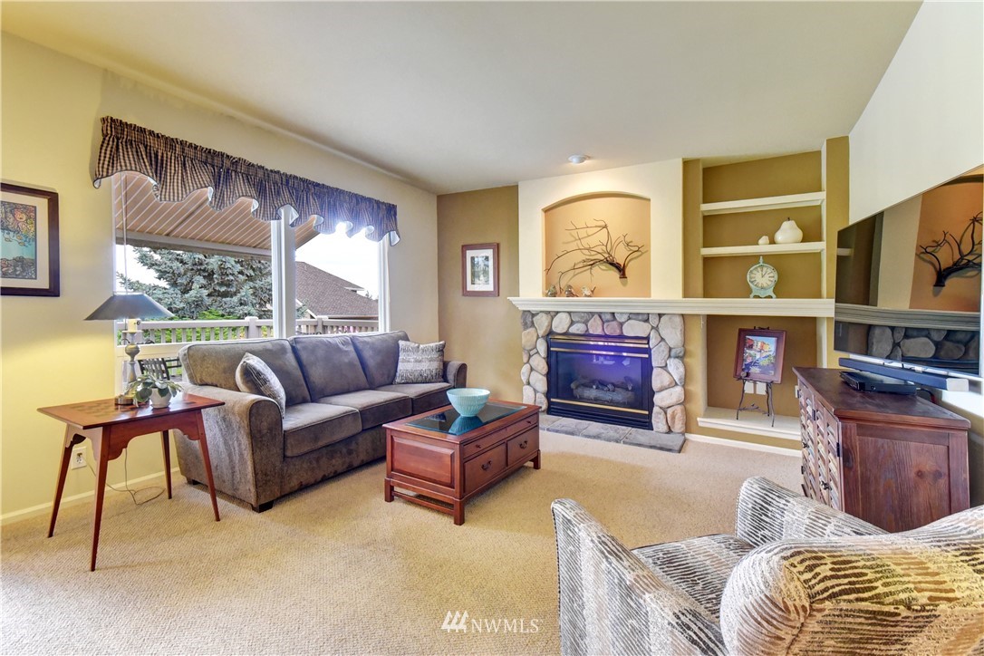 20410 29th Avenue Southeast Bothell, WA 98021 - Photo 5 of 25