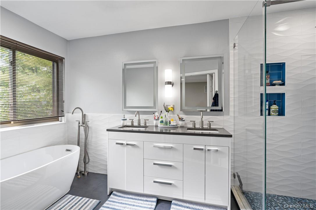 17 Top Of The Ridge, Unit A5 Mamaroneck, NY 10543 - Photo 13 of 20