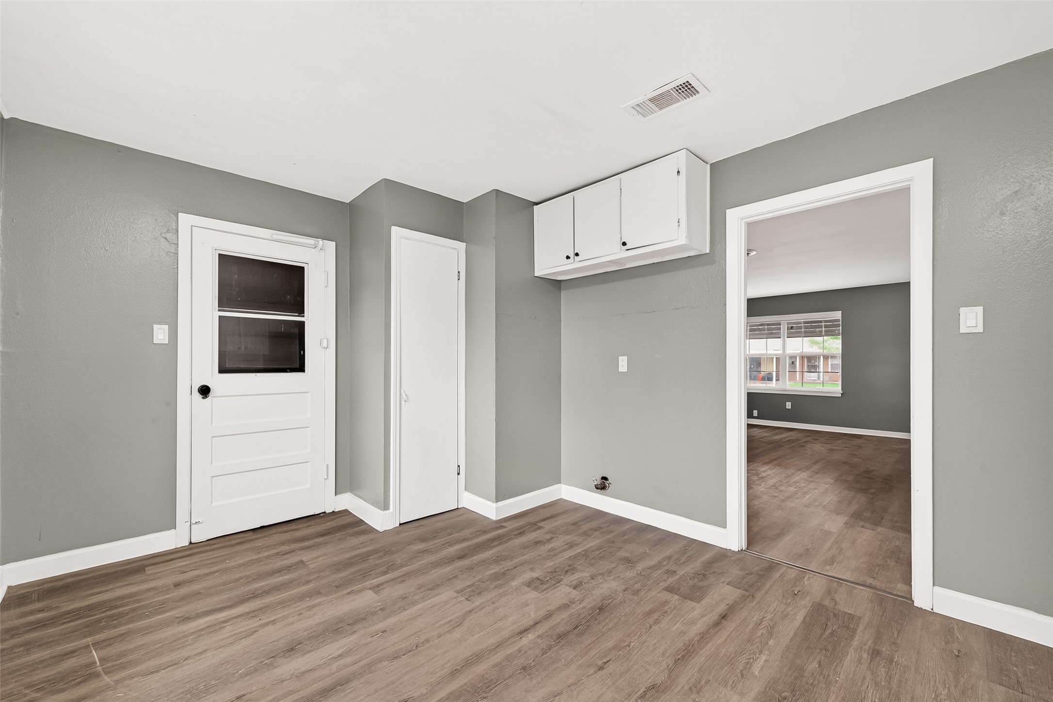 8666 Candy Street Houston, TX 77029 - Photo 13 of 36