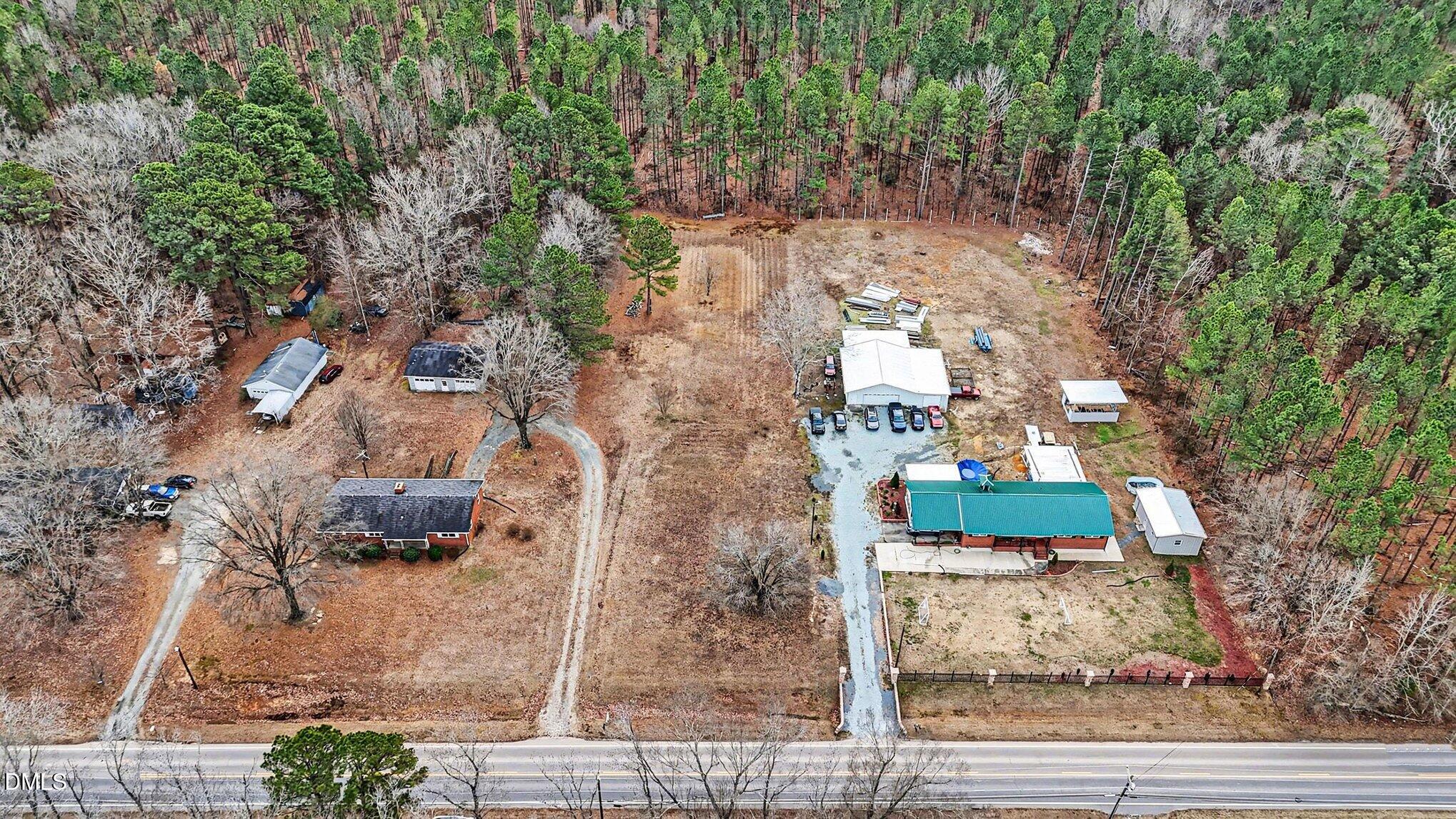 3312 Hamlin Road Durham, NC 27704 - Photo 31 of 37 a view of a outdoor space