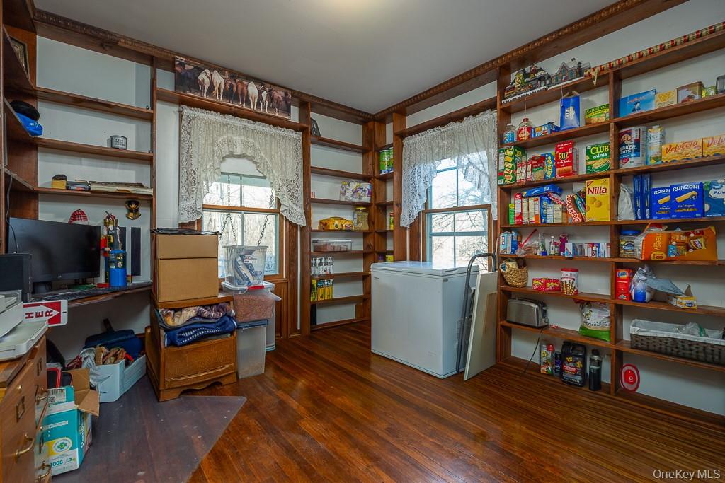 355 Fosler Road Wallkill, NY 12589 - Photo 15 of 33 Pantry/office/guest room
