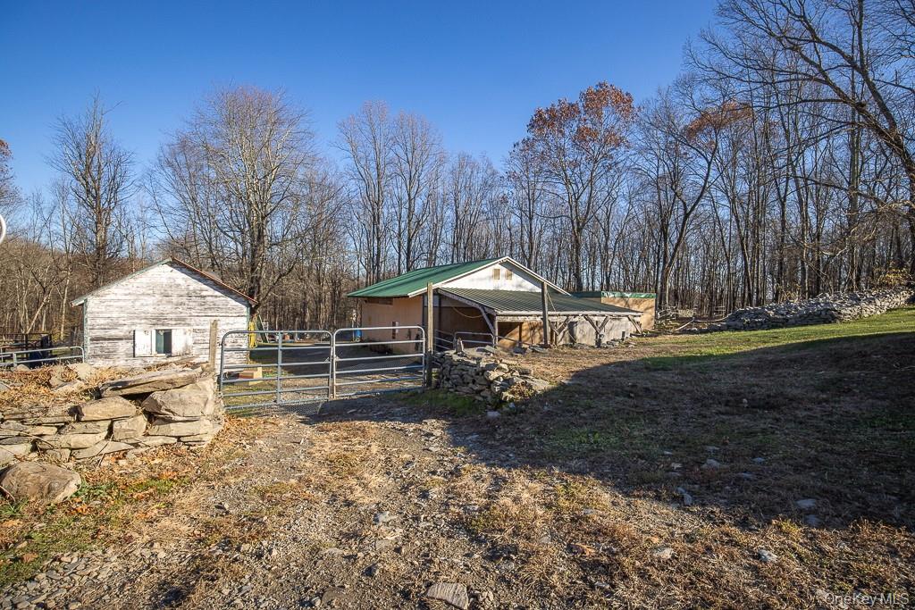 355 Fosler Road Wallkill, NY 12589 - Photo 24 of 33 Indoor horse stables