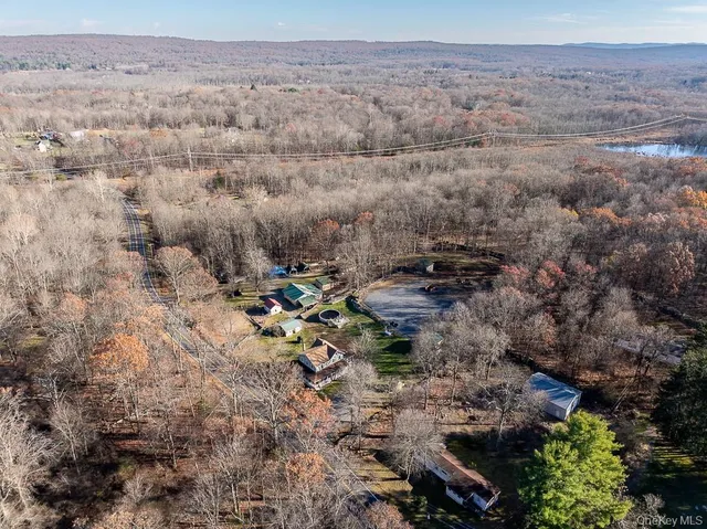 $595,000 | 355 Fosler Road, Wallkill, NY 12589