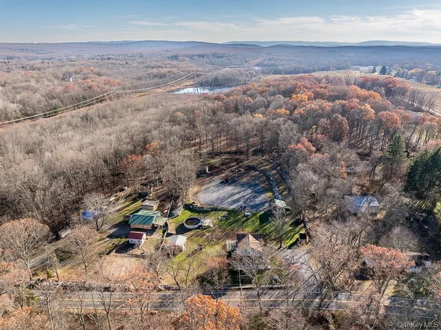 $595,000 | 355 Fosler Road, Wallkill, NY 12589