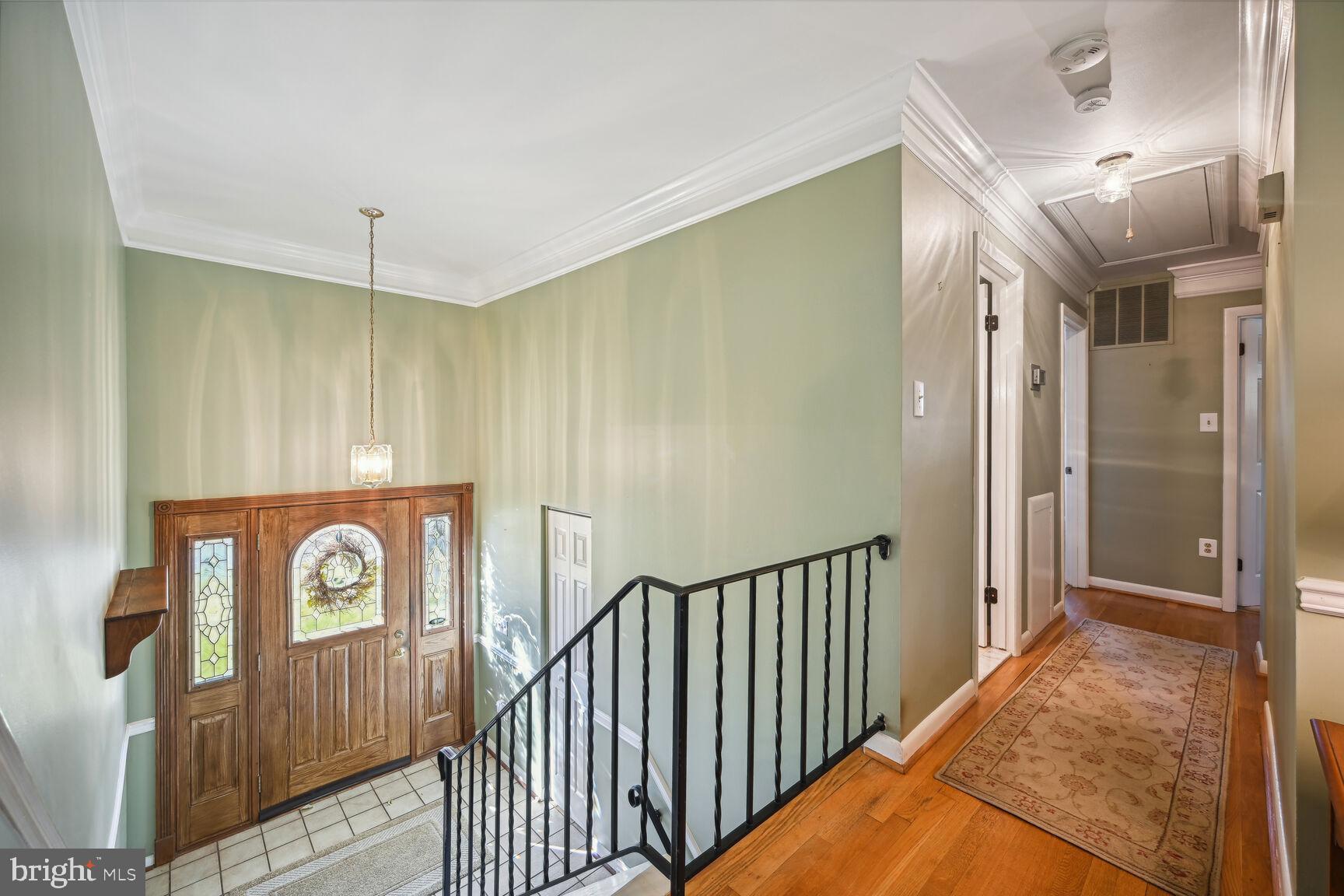 15317 Aylesbury Street Silver Spring, MD 20905 - Photo 4 of 57 Entry Foyer