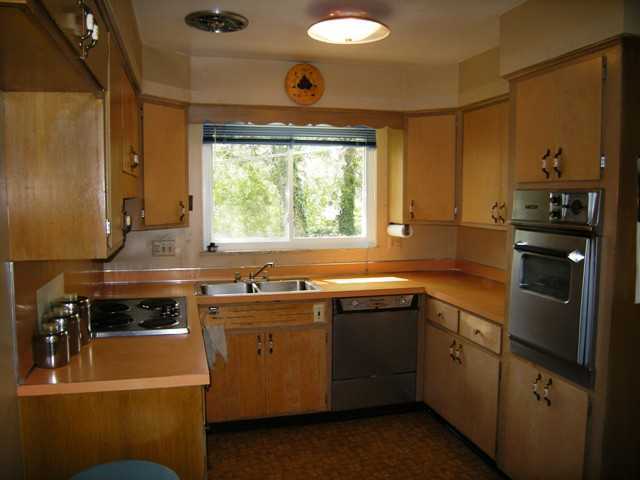 3105 Carisbrook Road Columbus, OH 43221 - Photo 5 of 7