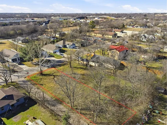 $35,000 | 802 Chase Avenue, Cleburne, TX 76031