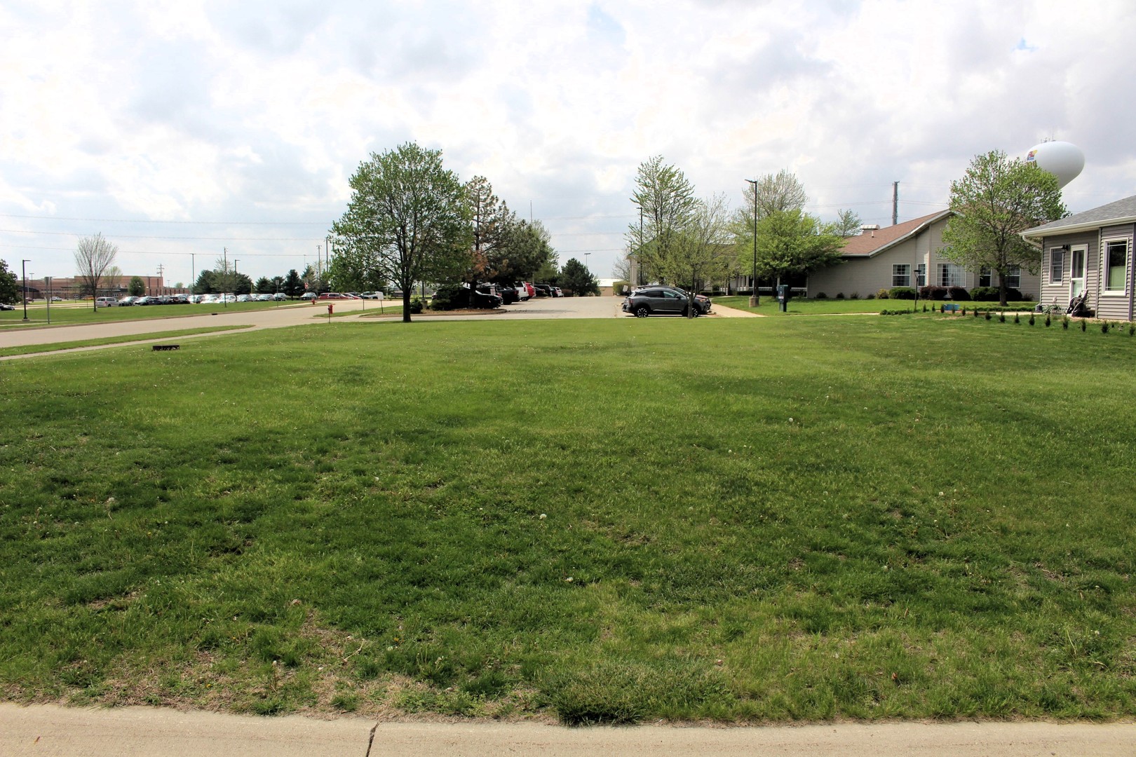 1 Liberty Lane Clinton, IL 61727 - Photo 3 of 4