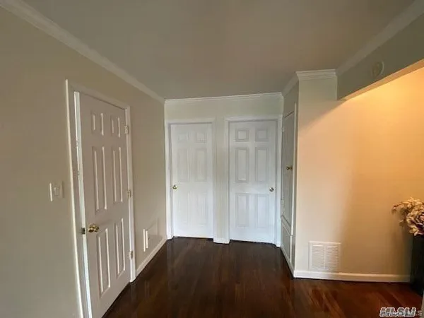 $949,000 | 146-15 221st Street | Brookville