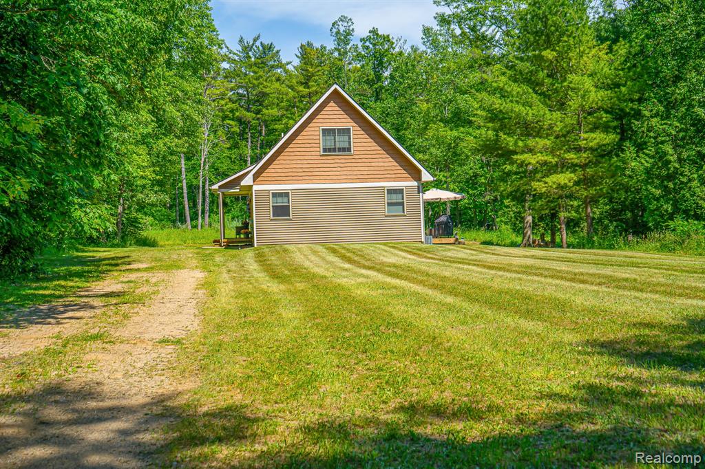 2580 Long Lake Road Lapeer, MI 48446 - Photo 2 of 79 Gallery Image 2