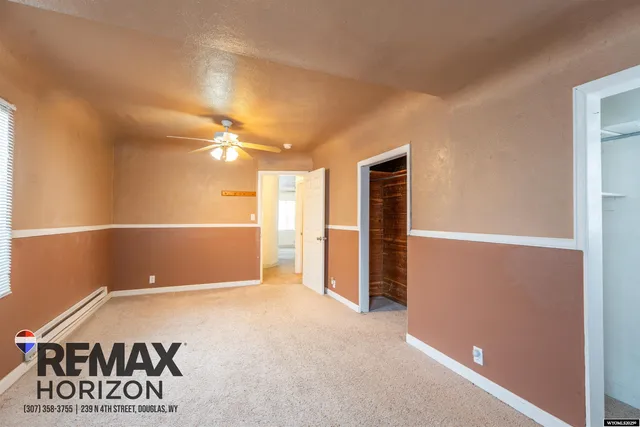 $219,900 | 327 South 6th Street, Douglas, WY 82633