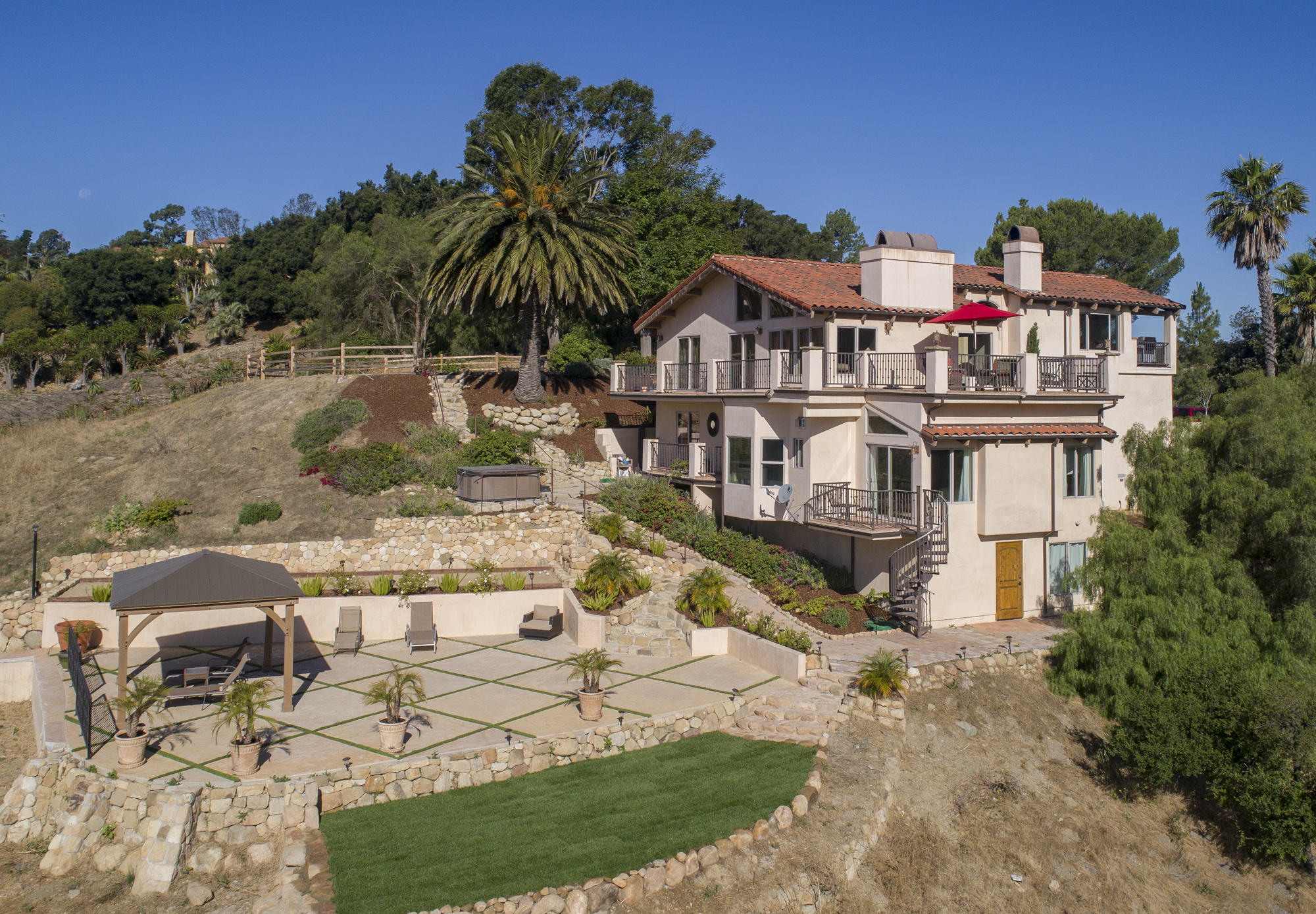 154 Conejo Road Santa Barbara, CA 93103 - Photo 5 of 25 154 Conejo20170613_0003