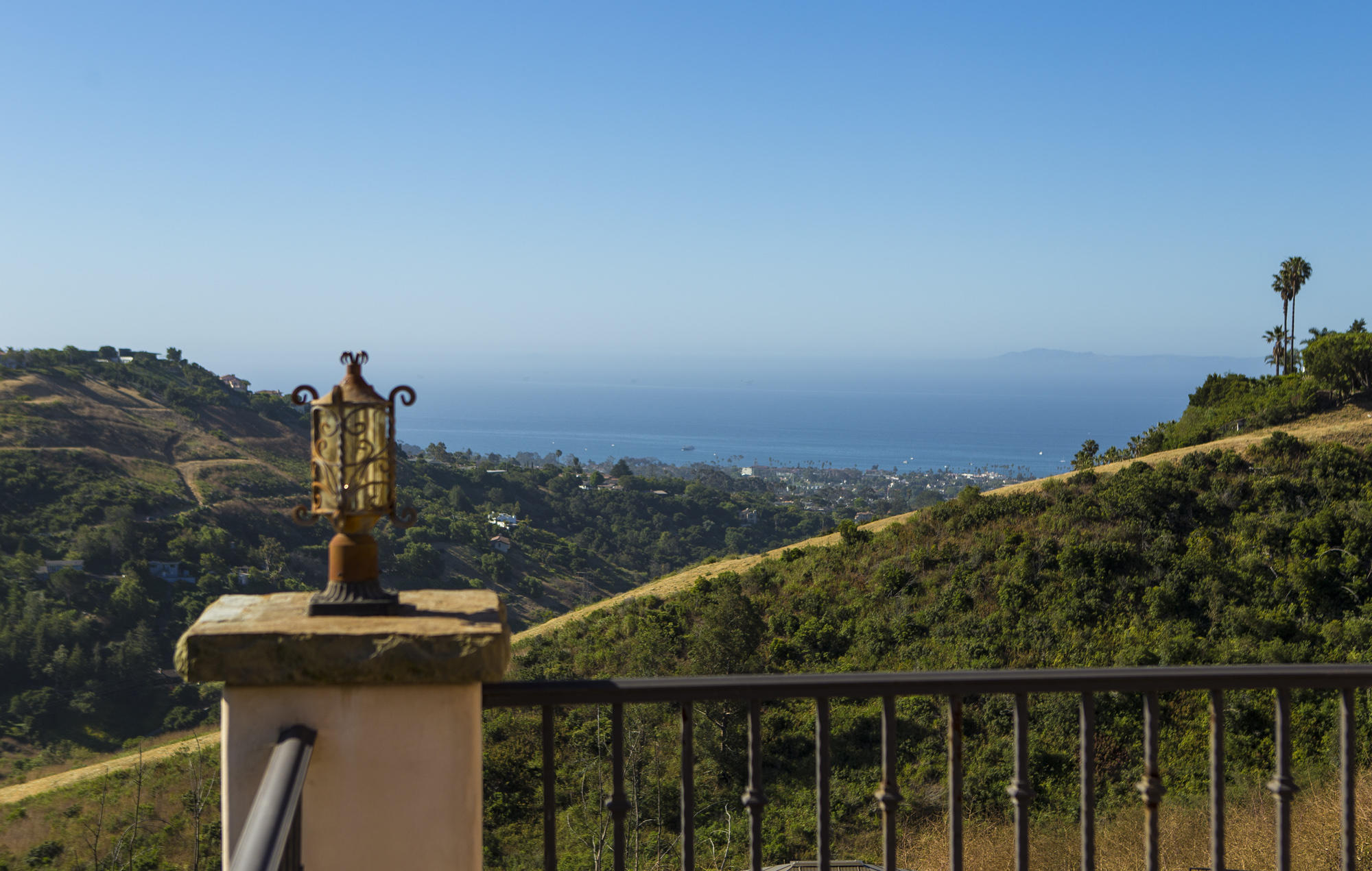 154 Conejo Road Santa Barbara, CA 93103 - Photo 10 of 25 154 Conejo20170612_0009