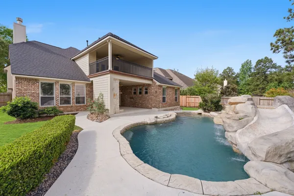 $612,000 | 315 Arbor Ridge Lane, Conroe, TX 77384