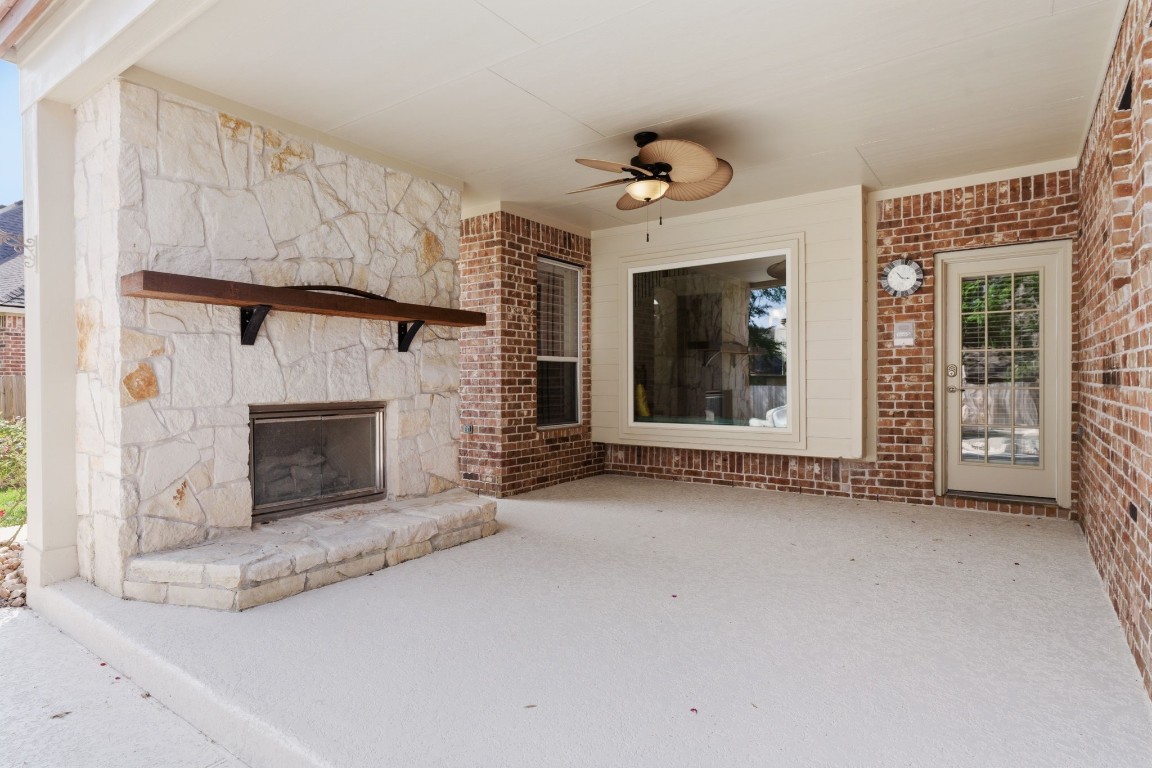 315 Arbor Ridge Lane Conroe, TX 77384 - Photo 36 of 47 An entertainer's dream!