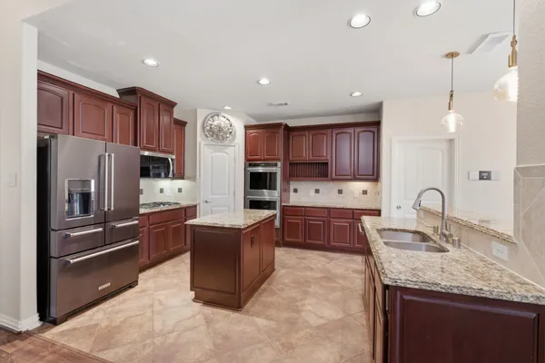 $612,000 | 315 Arbor Ridge Lane, Conroe, TX 77384