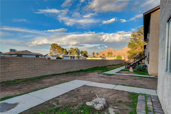 $950 | 5270 Carriellen Lane, Unit A, Las Vegas, NV 89110