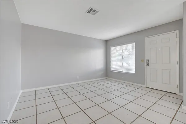 $950 | 5270 Carriellen Lane, Unit A, Las Vegas, NV 89110