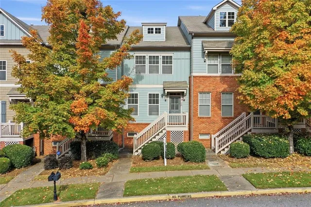 $349,500 | 1186 Ridenour Boulevard, Unit 5, Kennesaw, GA 30152