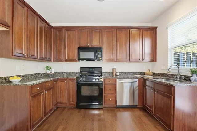 $349,500 | 1186 Ridenour Boulevard, Unit 5, Kennesaw, GA 30152