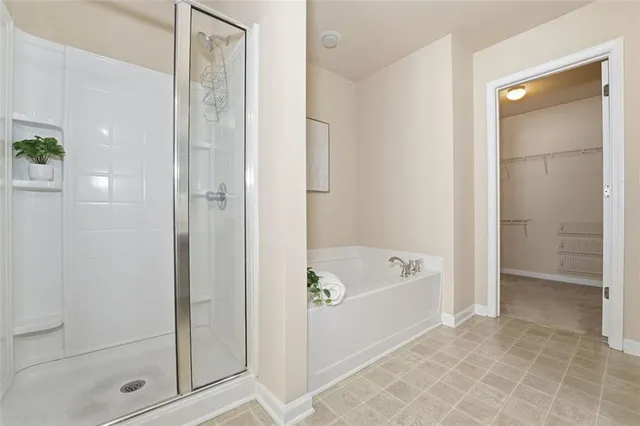 $349,500 | 1186 Ridenour Boulevard, Unit 5, Kennesaw, GA 30152