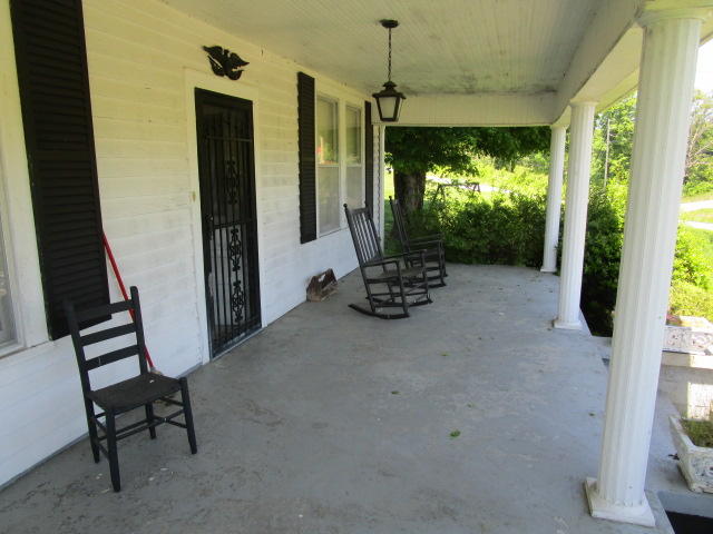 5269 Hwy 92 Rutledge Tn 37861 Rutledge, TN 37861 - Photo 4 of 12 IMG_1970
