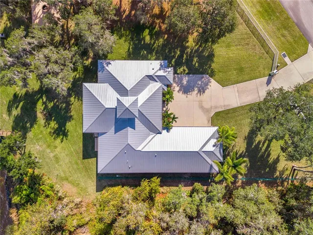 $889,000 | 7354 Red Beach Court, Sebring, FL 33876