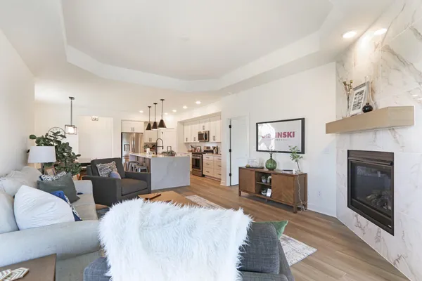 $633,900 | 2116 Bluestem Drive, Unit 1402, Waukesha, WI 53188