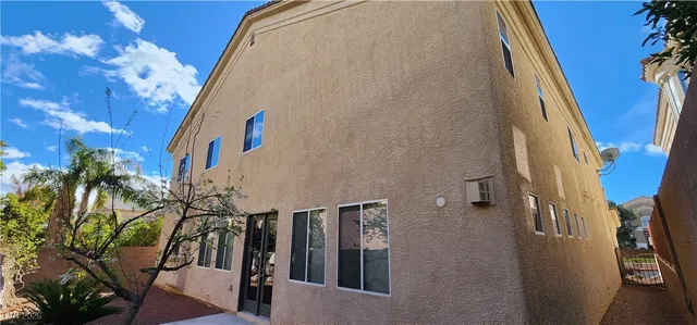 $3,200 | 9464 Ojibwa Avenue, Las Vegas, NV 89149