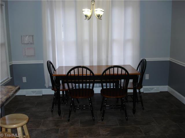 206 Twin Creeks Road Clemmons, NC 27012 - Photo 8 of 16 Dining Room. in kitchen