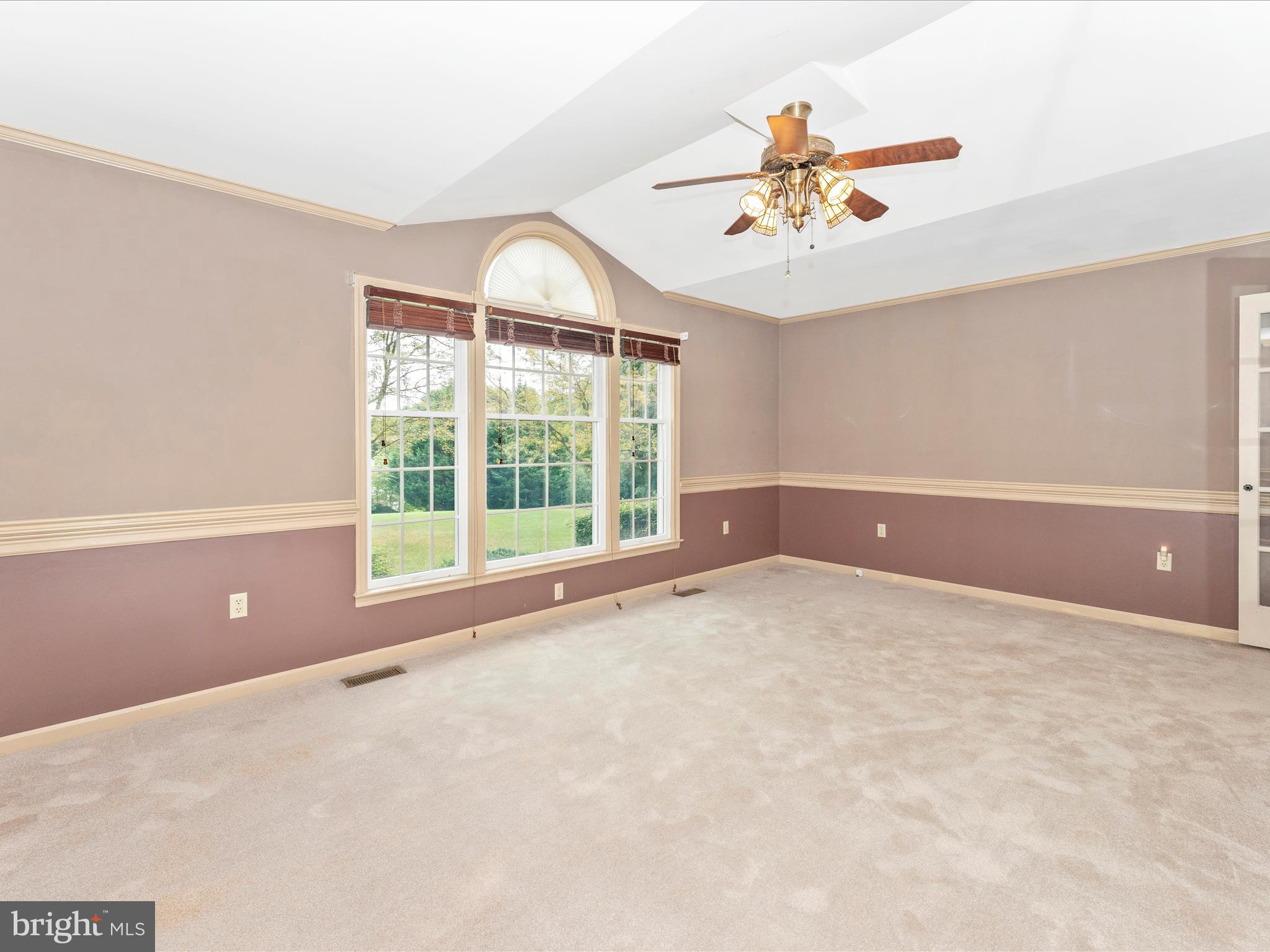 494 Ross Mill Ridge Hedgesville, WV 25427 - Photo 23 of 54 Family Room