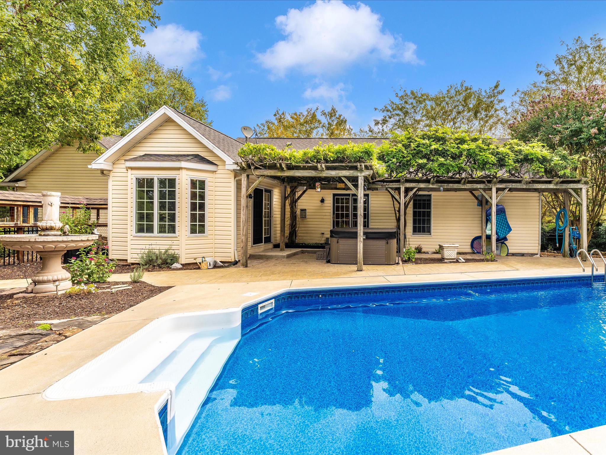 494 Ross Mill Ridge Hedgesville, WV 25427 - Photo 49 of 54 Back Patio/Pool