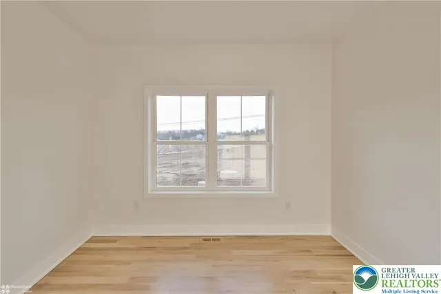 $695,000 | 448 Long Lane Road, Walnutport, PA 18088