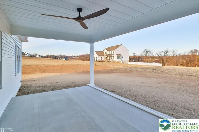 $695,000 | 448 Long Lane Road, Walnutport, PA 18088