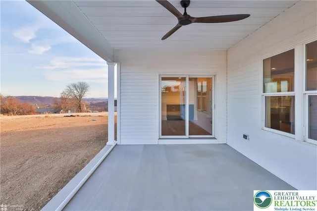 $695,000 | 448 Long Lane Road, Walnutport, PA 18088