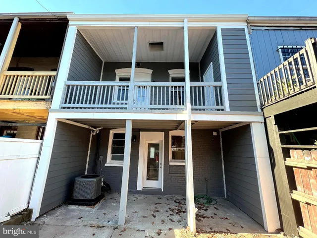 $4,950 | 1210 Half Street Southwest, Washington, DC 20024