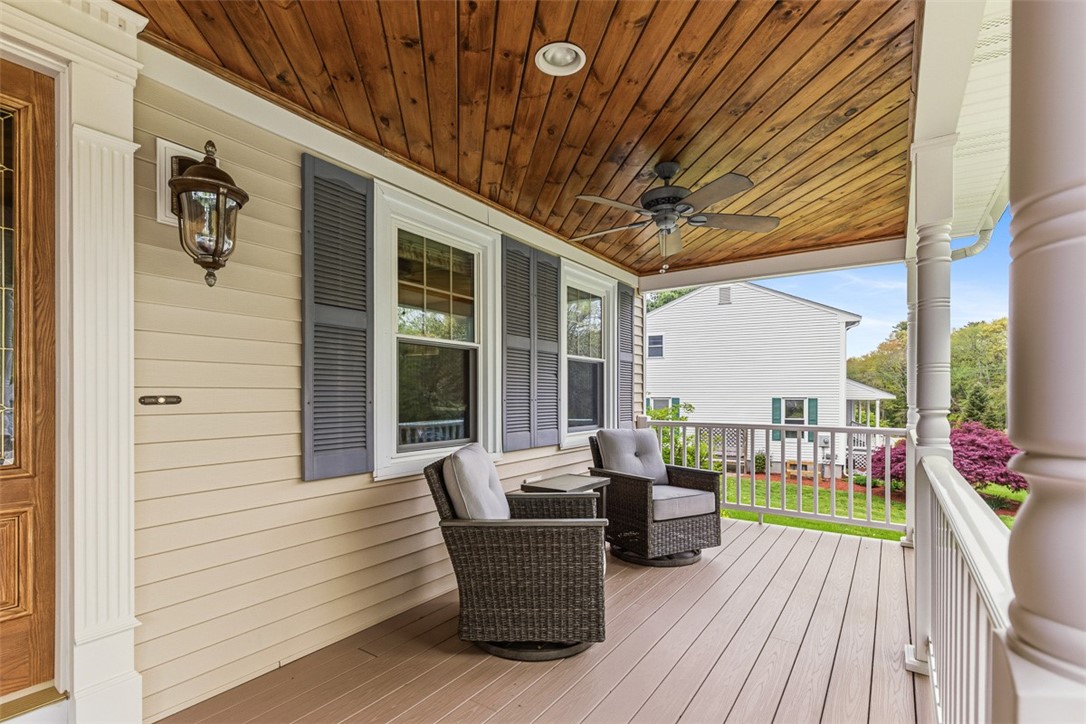 7 Pheasant Run Road North Smithfield, RI 02896 - Photo 4 of 50