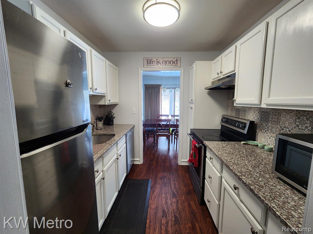 2934 Mt Hope Road, Unit 110 Okemos, MI 48823 - Photo 5 of 46