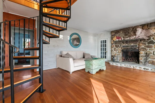 $2,500,000 | 81 Nubble Road, York, ME 03909