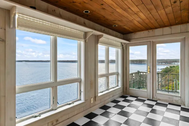 $2,500,000 | 81 Nubble Road, York, ME 03909