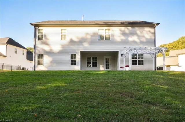 $519,900 | 2622 Heritage Birch Court, Pfafftown, NC 27040