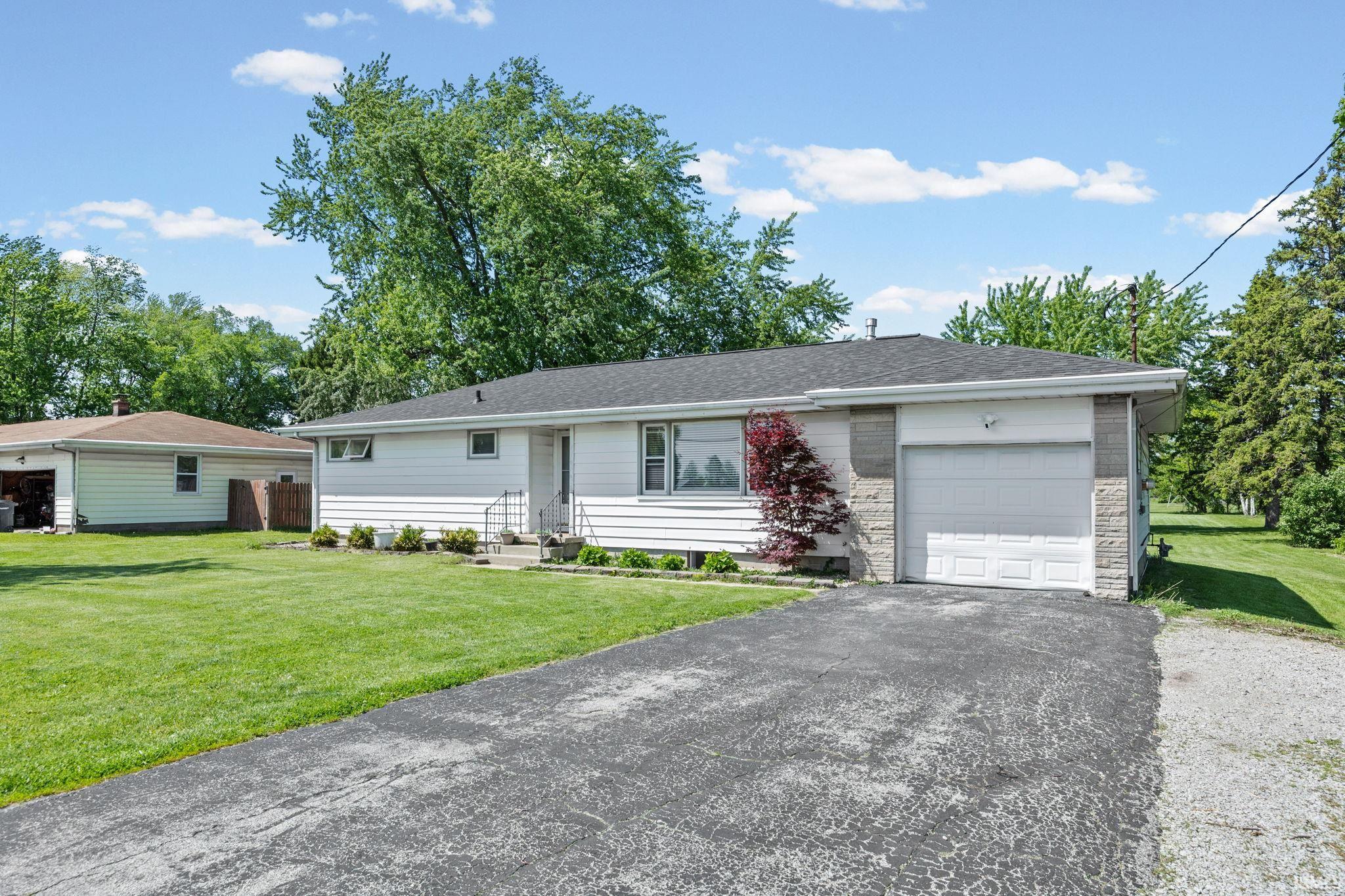 3742 Union Street Lafayette, IN 47905 - Photo 2 of 31